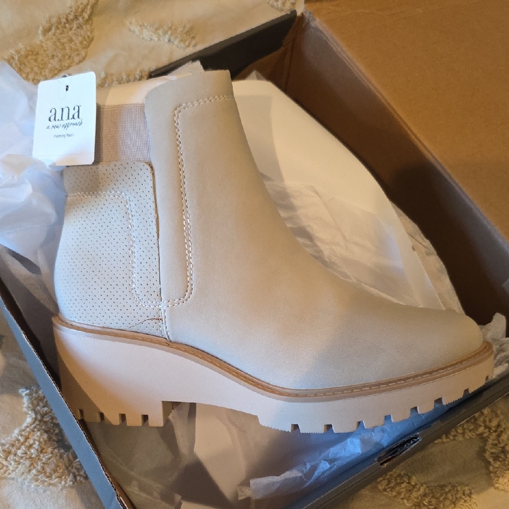 a.n.a Women's Beige Ankle Booties